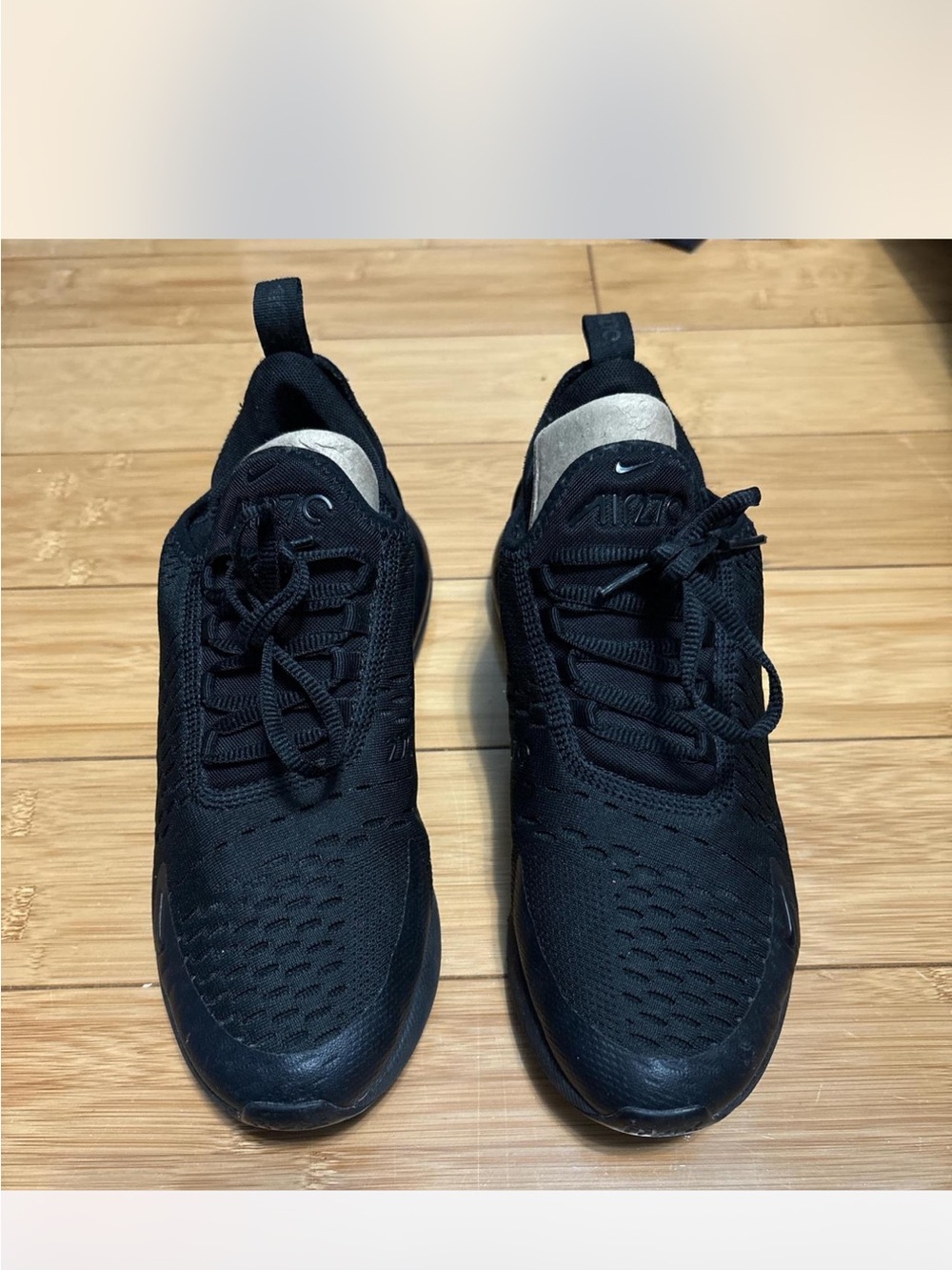Nike women’s Air Max Black Athletic Sneakers
